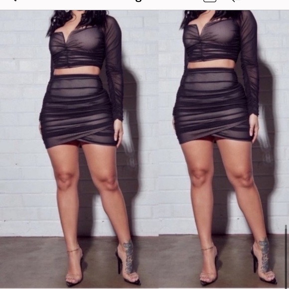 3 for $18 Mini Skirt Set - Picture 3 of 3